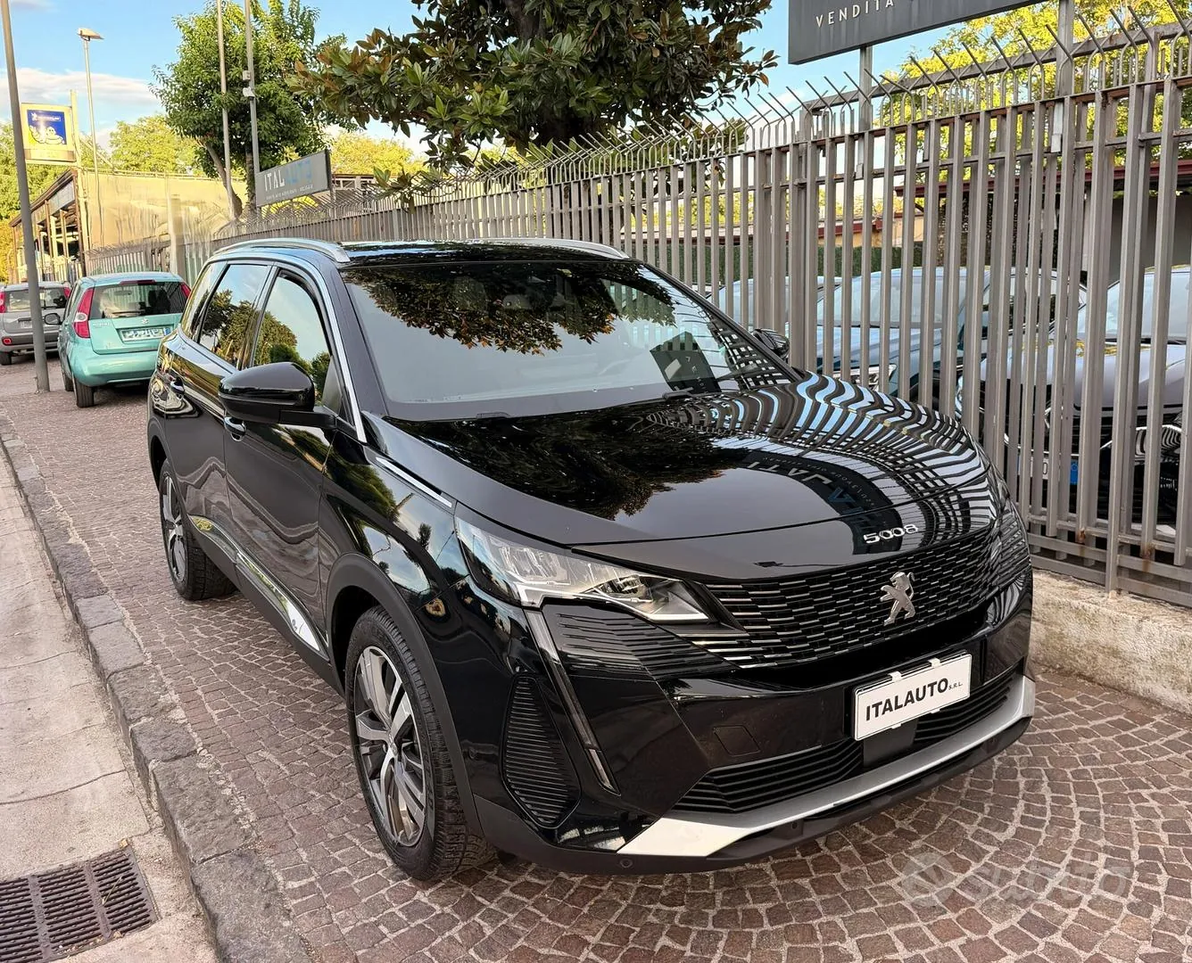 Peugeot 5008 2023 photo 4