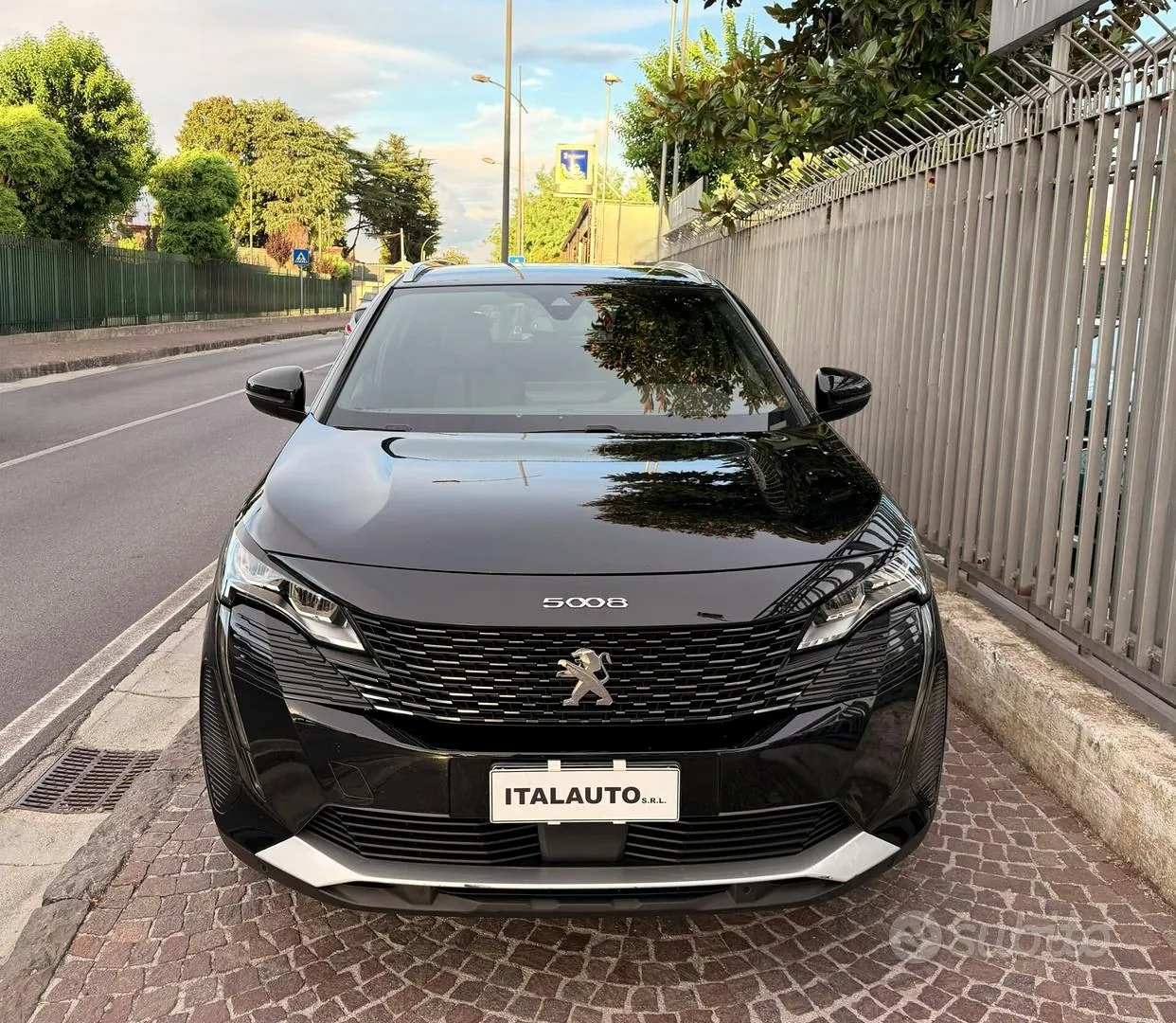 Peugeot 5008 2023 photo 3