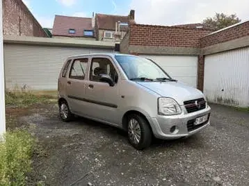 Opel Agila