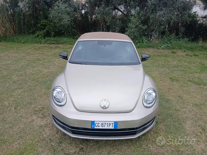 Volkswagen Maggiolino Cabrio 2013 photo 3