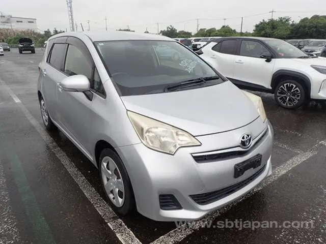 Toyota Ractis G