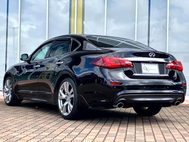 Nissan Fuga 2018 photo 3