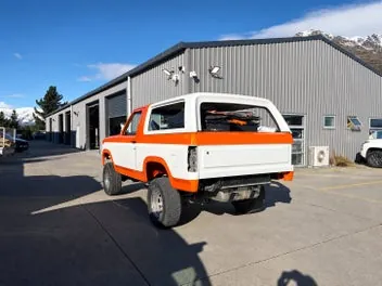 Ford Bronco 1983 photo 3