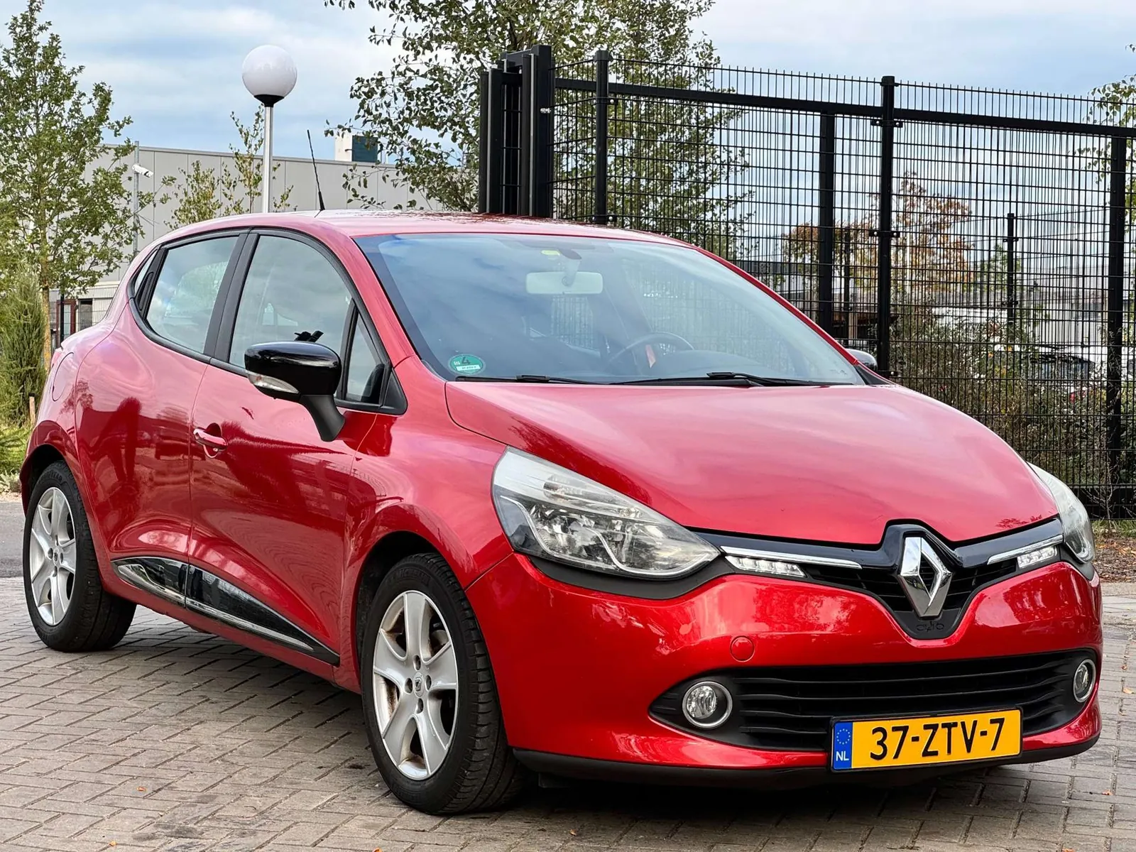 Renault Clio 2013 photo 5