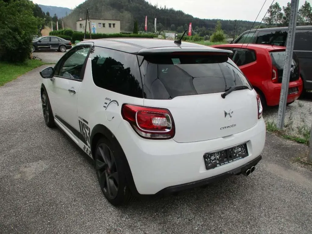 Citroen Ds3 2011 photo 2