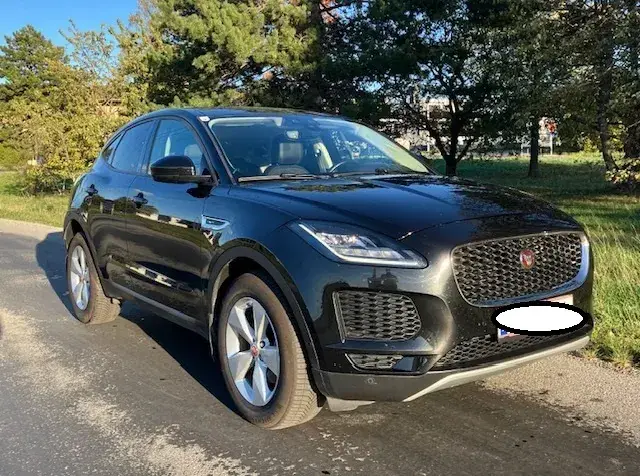 Jaguar E-Pace 2019 photo 2