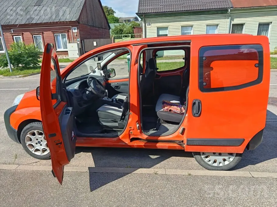 Fiat Fiorino 2010 photo 4