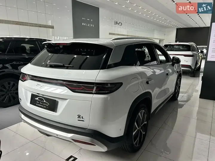 BYD Song L 2025 photo 2