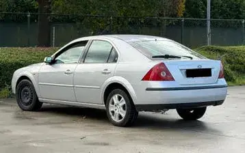 Ford Mondeo 2002 photo 4
