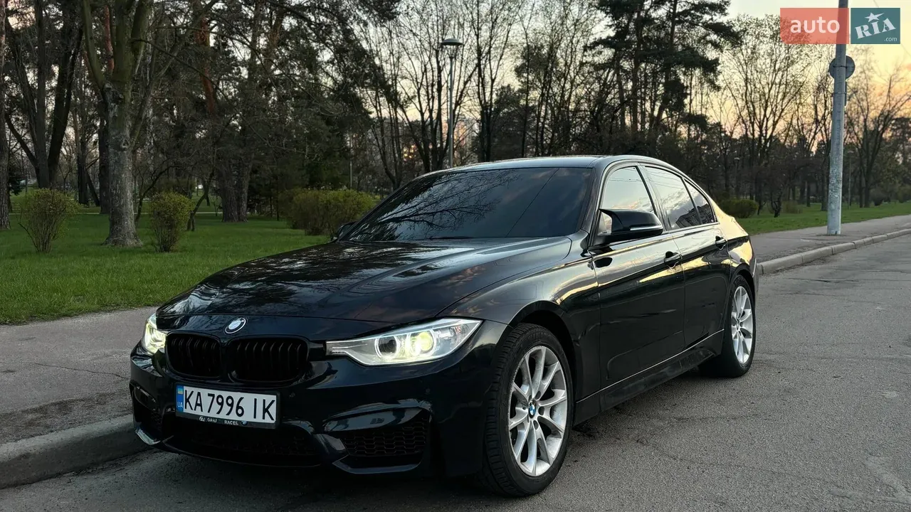 BMW 3 Series 2012 photo 4