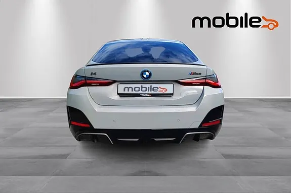 BMW I4 2022 photo 4