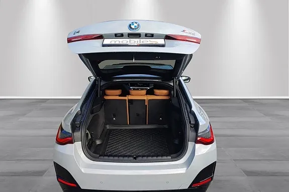 BMW I4 2022 photo 5