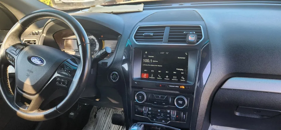 Ford Explorer 2017 photo 5