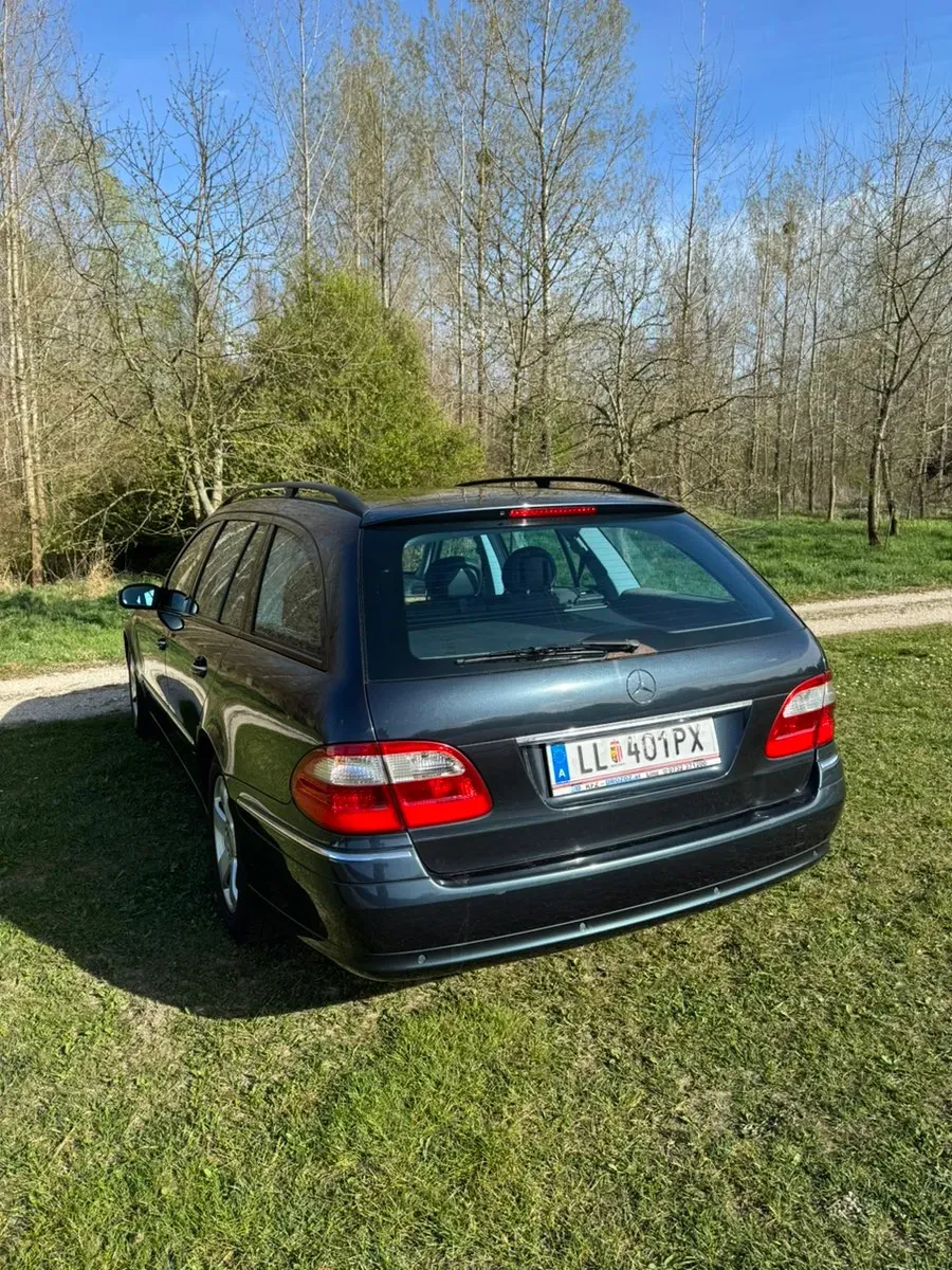 Mercedes-Benz Eklasse 2006 photo 3