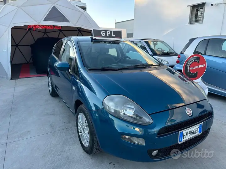 Fiat Punto 2012 photo 3