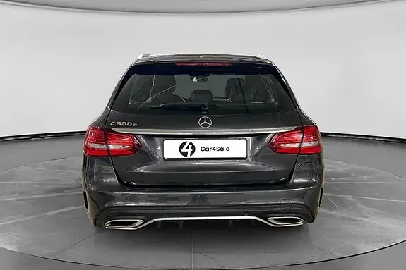 Mercedes-Benz C300 E 2020 photo 4