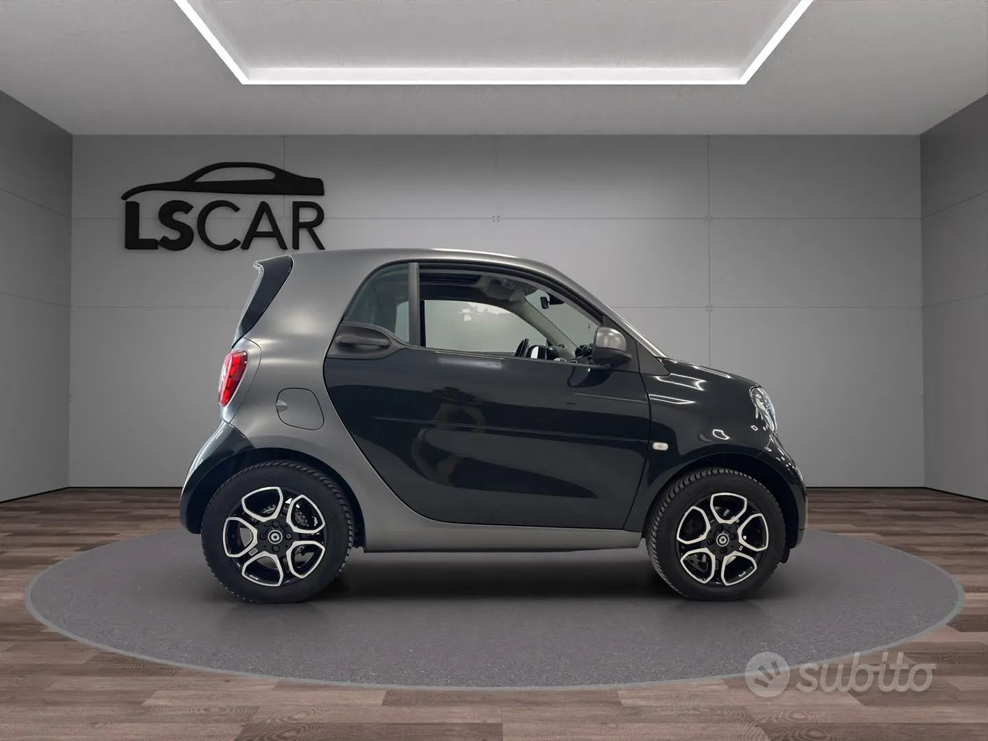 Smart Fortwo 2017 photo 2