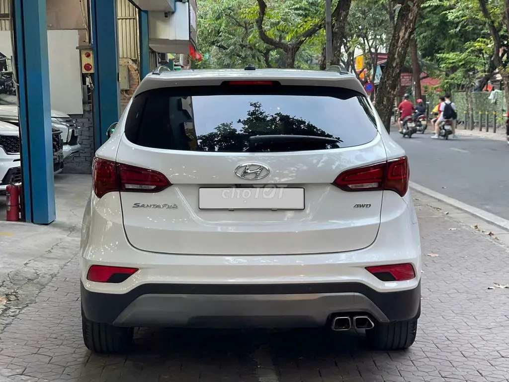 Hyundai Santa Fe photo 4