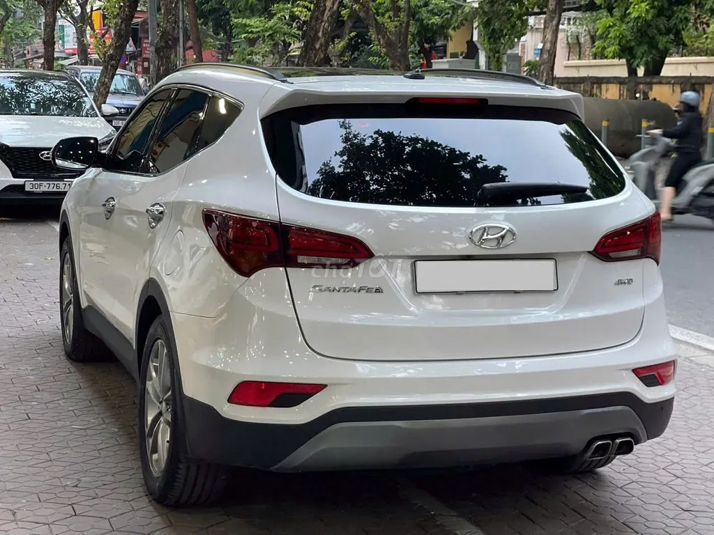Hyundai Santa Fe photo 5