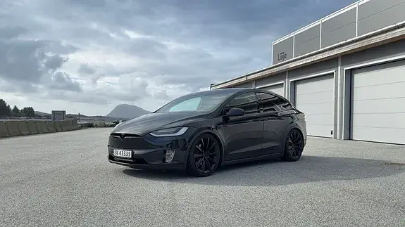 Tesla Model X 2019 photo 4