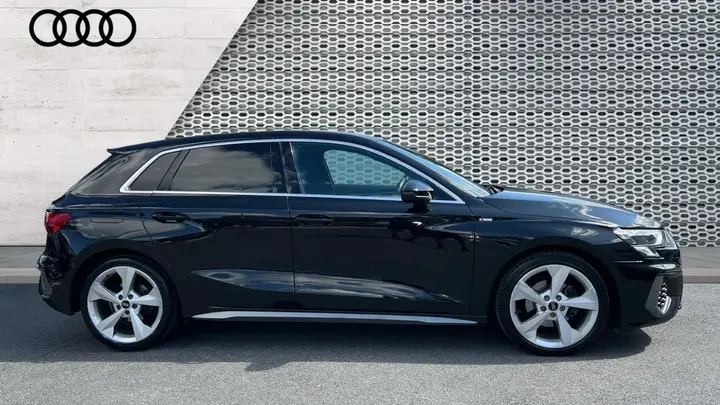 Audi A3 2022 photo 4
