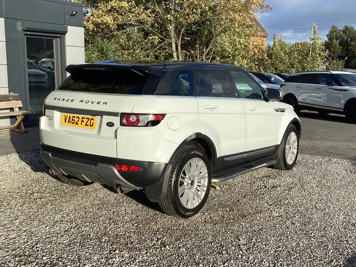 Land Rover Range Rover Evoque 2013 photo 2