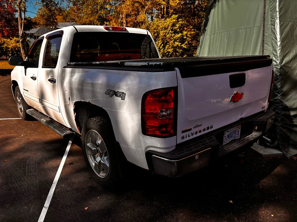 Chevrolet Silverado 1500 2010 photo 3