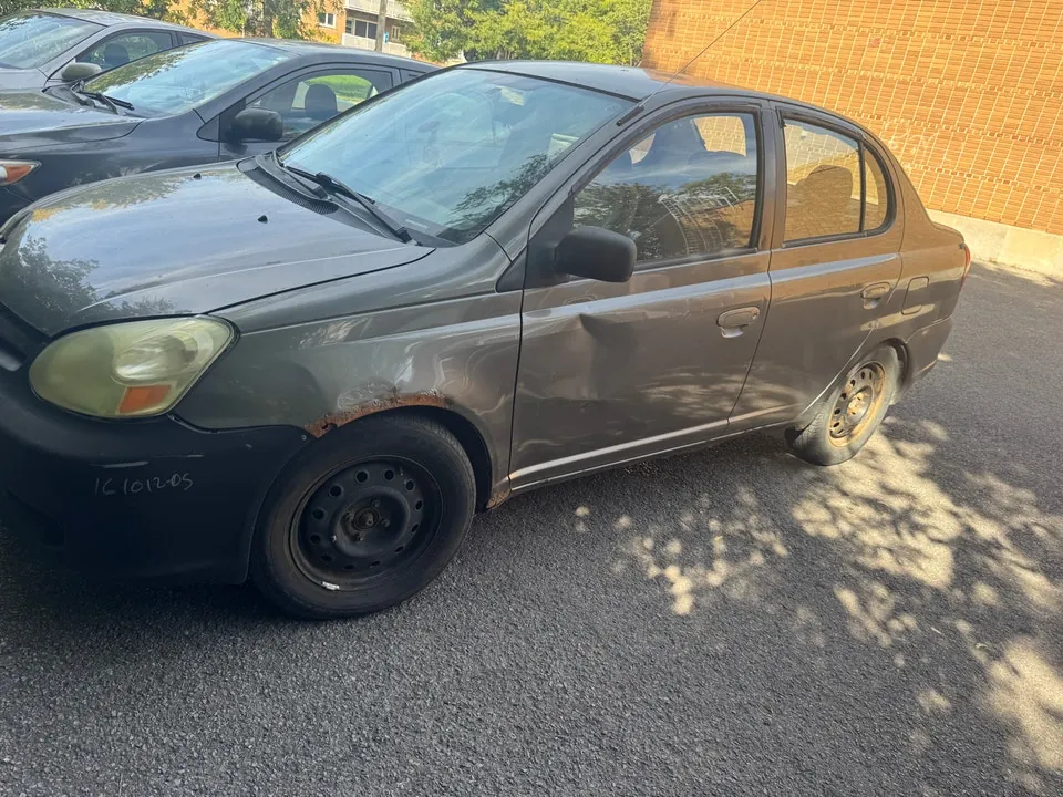 Toyota Echo