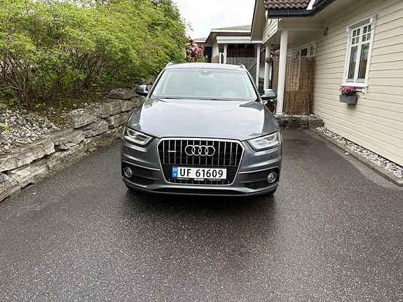Audi Q3 2014 photo 2