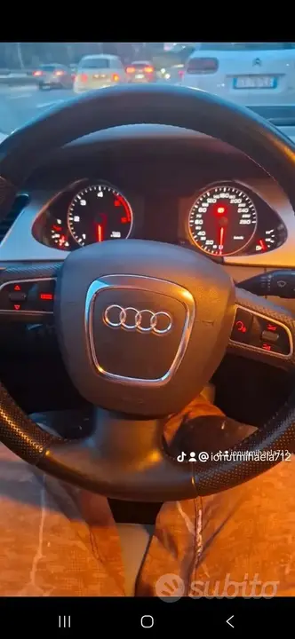Audi A4 2010 photo 5