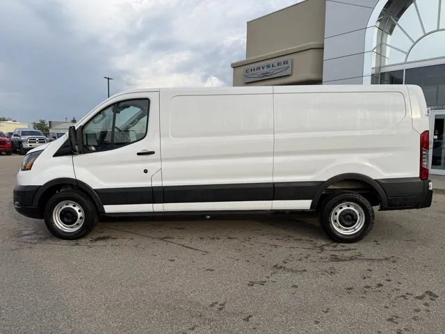 Ford Transit 2025 photo 4