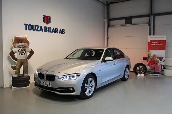 BMW 330E