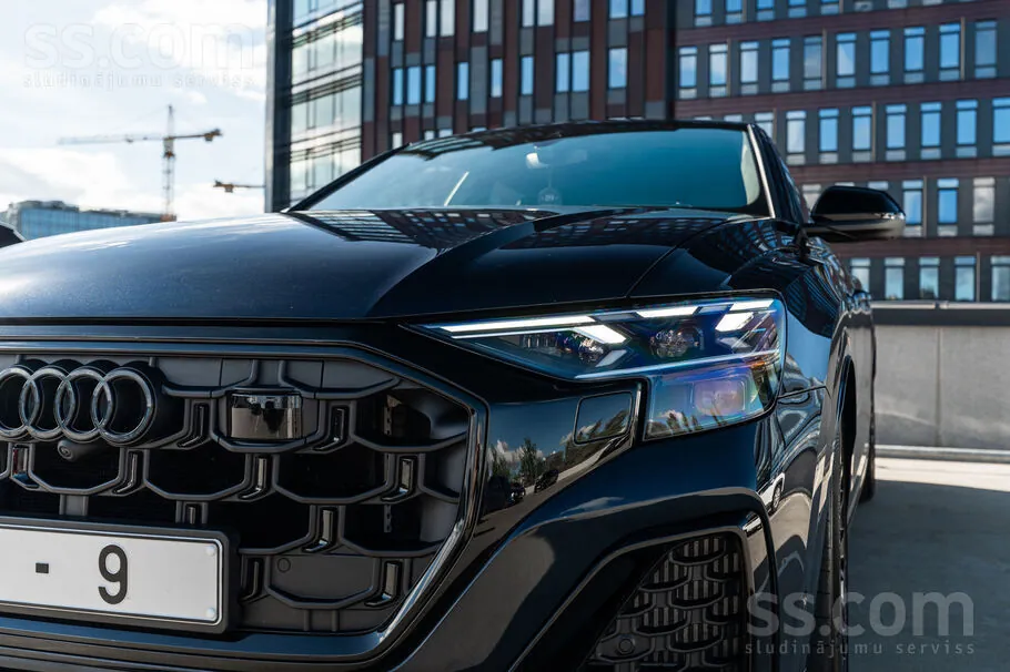Audi Q8 2025 photo 2