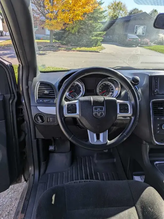 Dodge Grand Caravan 2016 photo 5