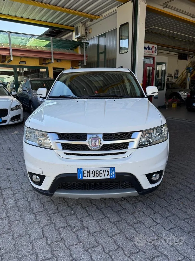 Fiat Freemont 2012 photo 3