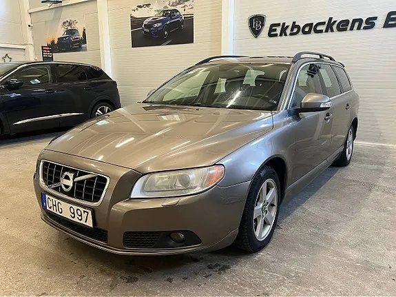 Volvo V70 2010 photo 3