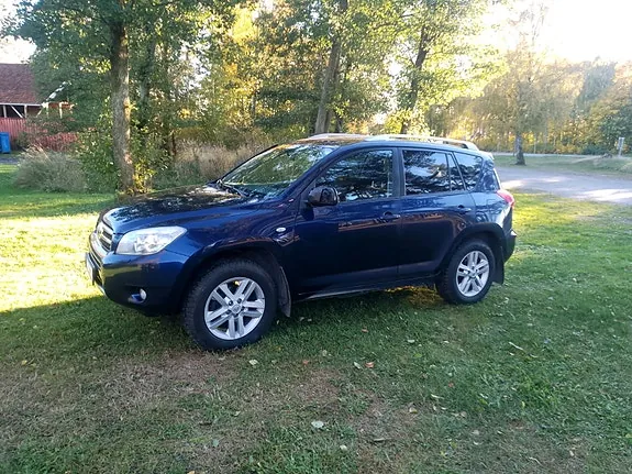 Toyota Rav4 2009 photo 2