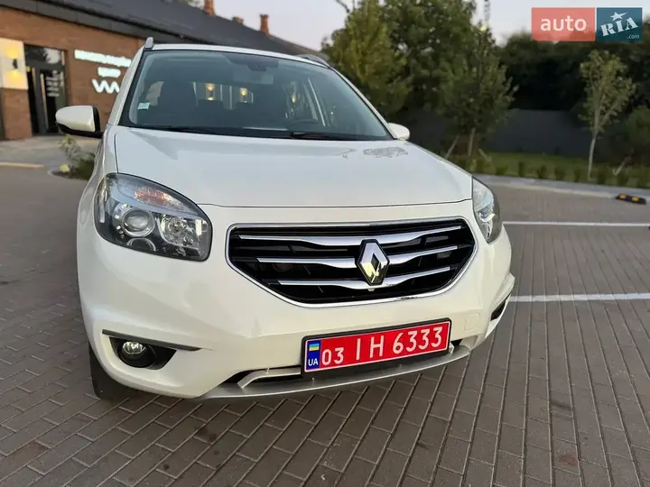 Renault Koleos 2012 photo 2