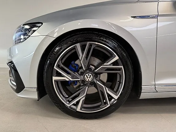 Volkswagen Passat 2020 photo 4
