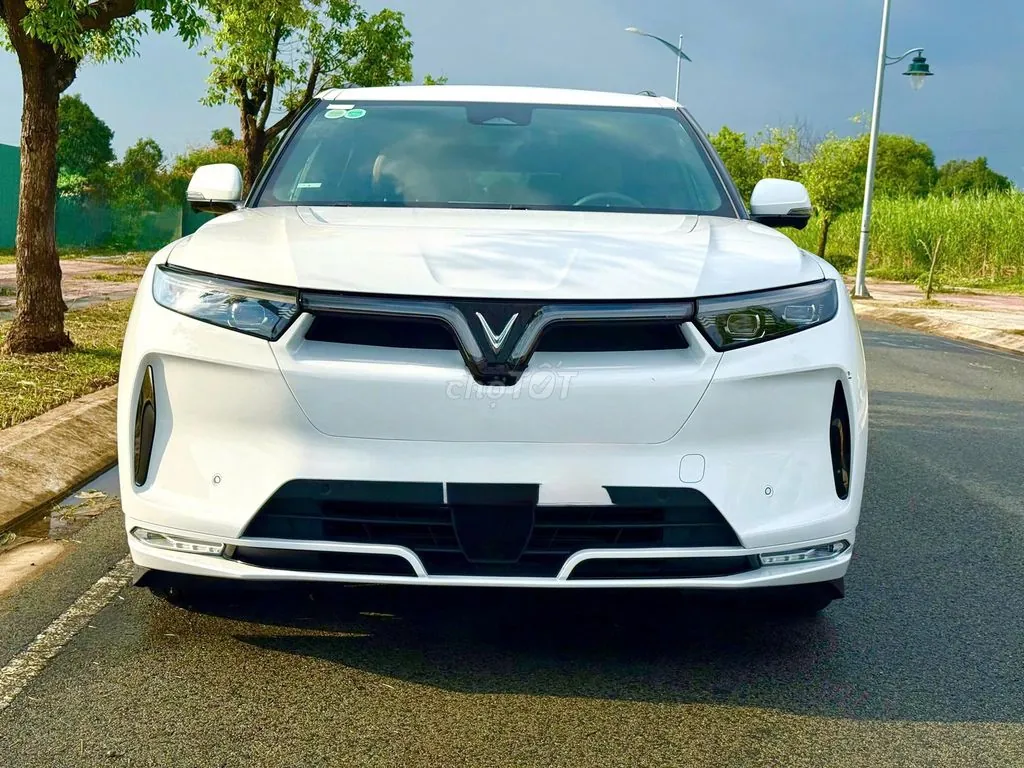 Vinfast Vf9
