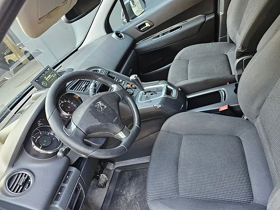 Peugeot 3008 2015 photo 5