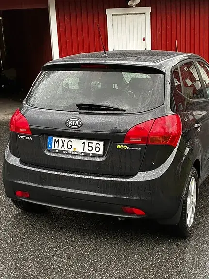 Kia Venga 2013 photo 3