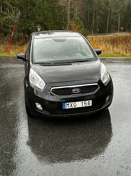 Kia Venga 2013 photo 2