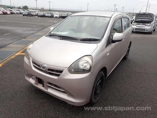 Daihatsu Dba-La300S 2013 photo 2