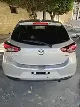 Mazda 2 2022 photo 3