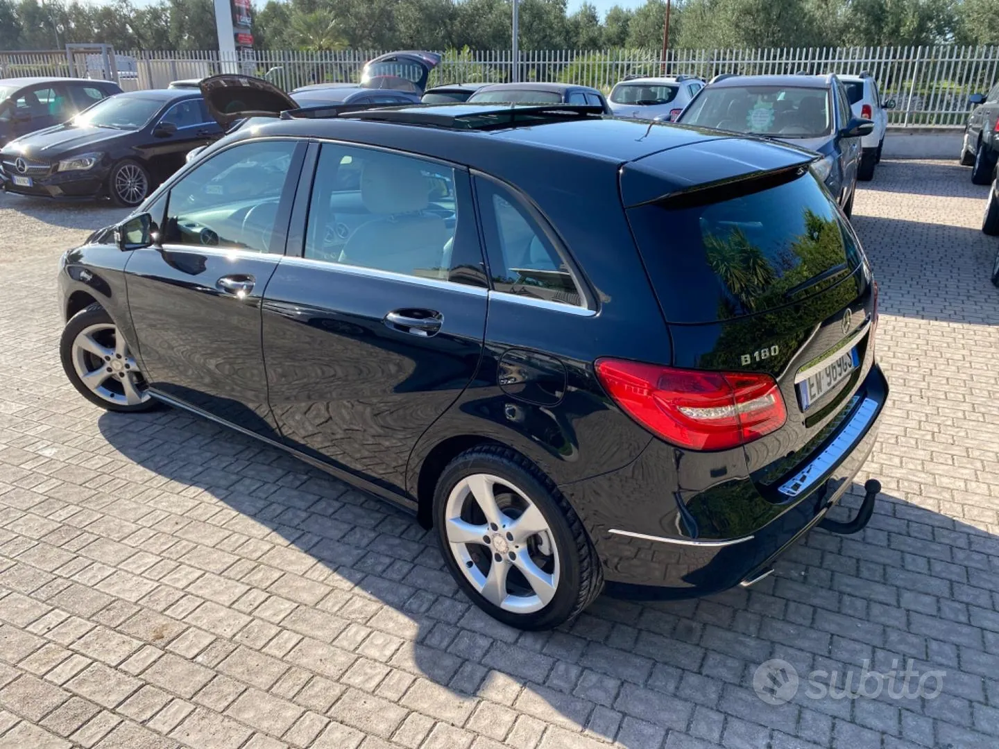Mercedes-Benz B-Class 2014 photo 3