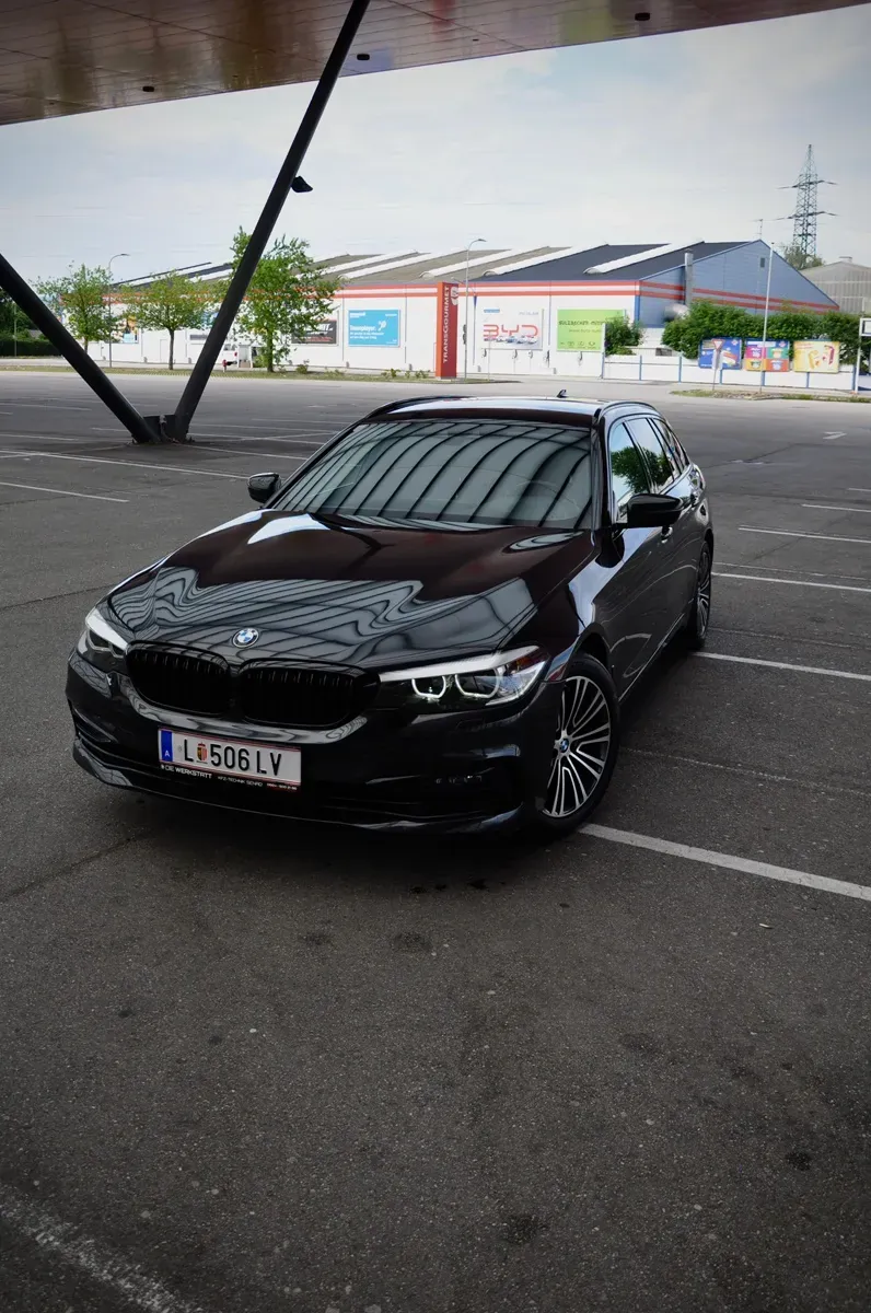 BMW 5 Series 2019 photo 3