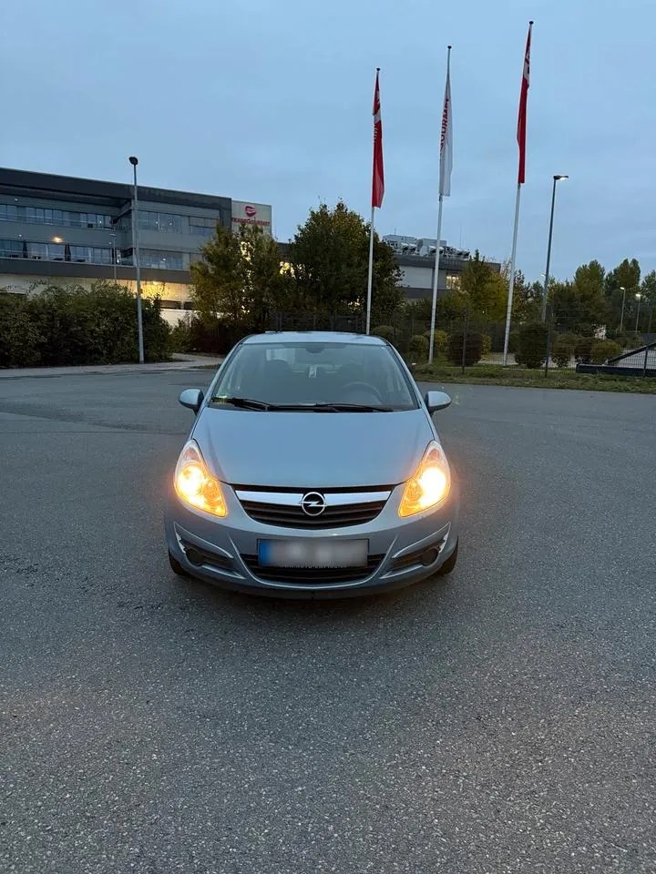 Opel Corsa D
