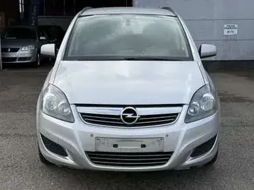 Opel Zafira 2011 photo 2