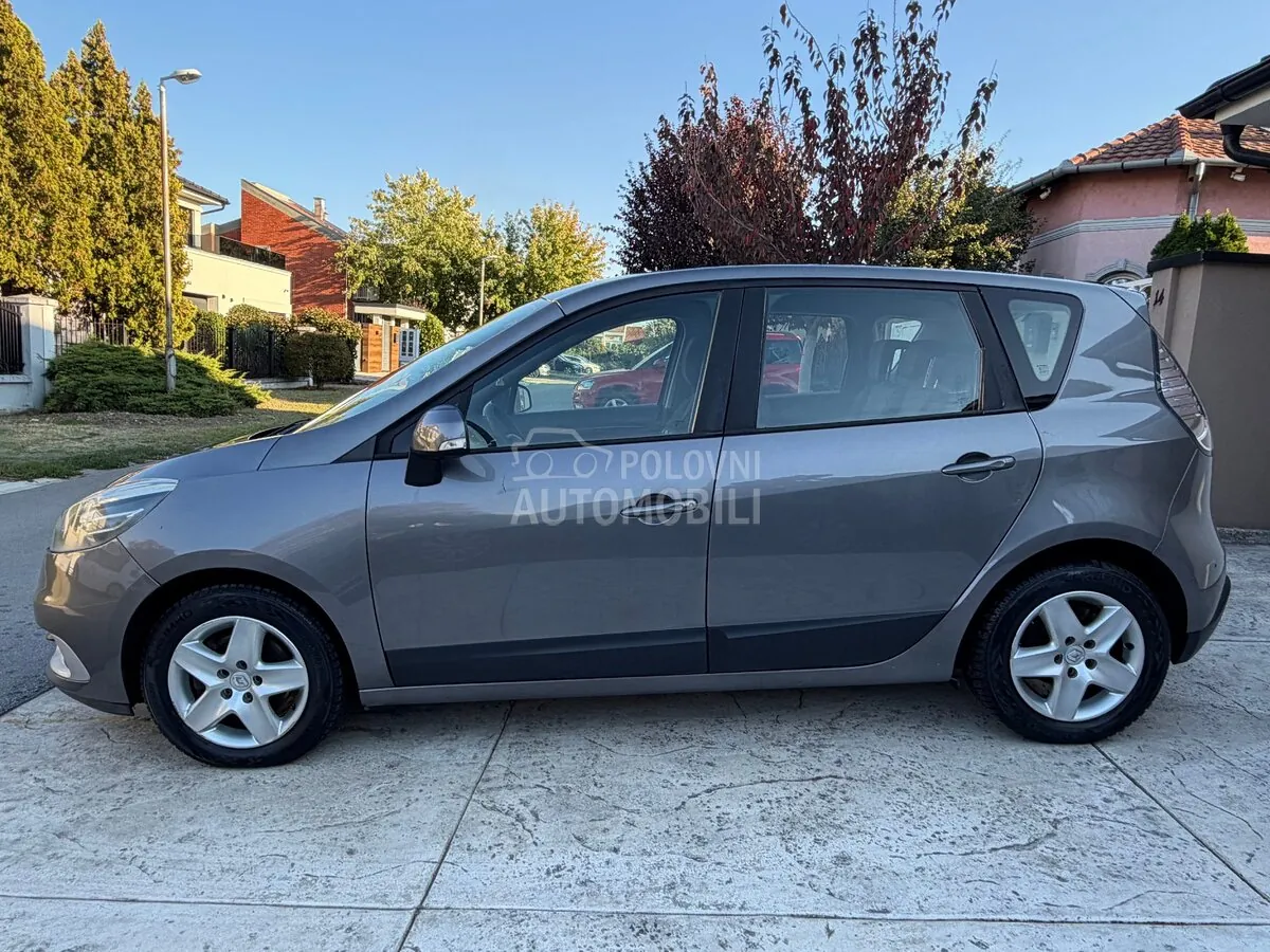 Renault Scenic 2013 photo 3